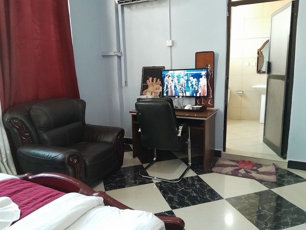 GR CITY HOTEL