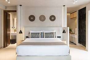 Beach Access Suites With Breakfast