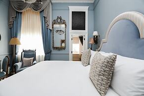 Henry's Townhouse