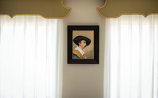 Henry's Townhouse