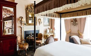 Henry's Townhouse