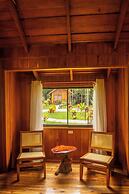 Natural Green Lodge