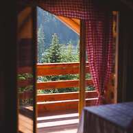 Jela Natural Resort