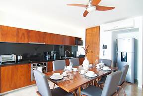 Kuxtal 3 Bedroom Downtown Apartment