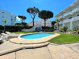 Vilamoura Cosy 3 With Pool by Homing