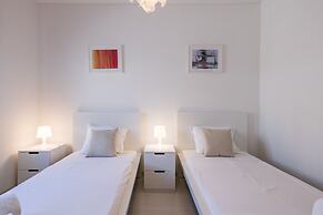 Lagos Classic by Homing