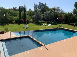 Vilamoura Concept Villa With Pool
