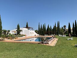 Vilamoura Concept Villa With Pool