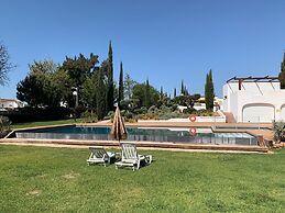Vilamoura Concept Villa With Pool