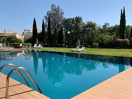 Vilamoura Concept Villa With Pool