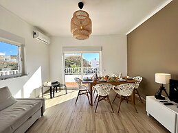 Quarteira Design by Homing