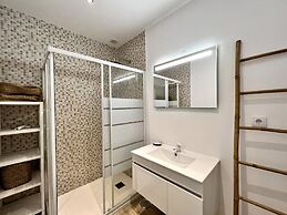 Quarteira Design by Homing