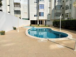 Portimão Classic With Pool by Homing