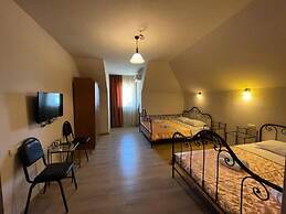 Hotel Laguna