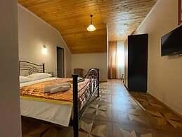Hotel Laguna