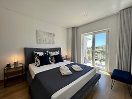 Albufeira Deluxe Residence With Pool