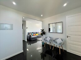 Albufeira Central 2 by Homing