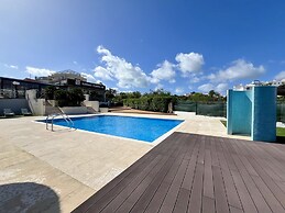 Albufeira Modern 2 by Homing