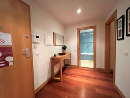 Albufeira Modern 2 by Homing