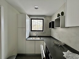 Vilamoura Central 3 by Homing