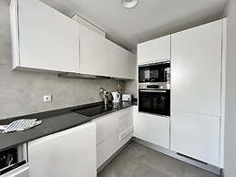 Vilamoura Central 3 by Homing