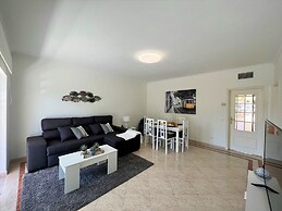 Vilamoura Central 2 With Pool by Homing