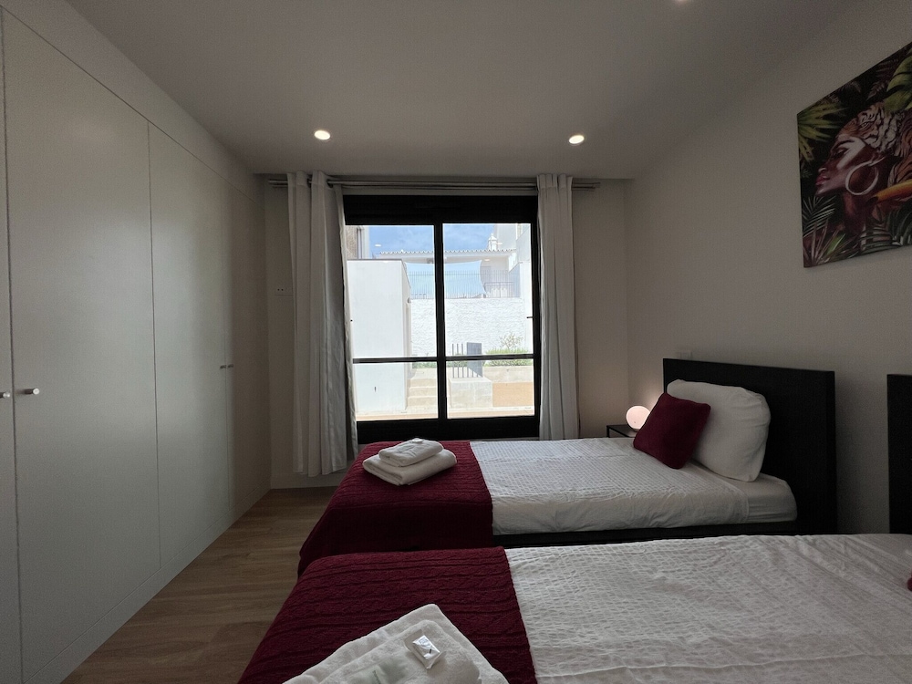 Faro Design 5 by Homing