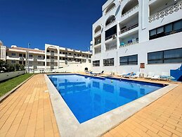 Albufeira Classic 1 With Pool by Homing