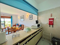 Albufeira Classic 1 With Pool by Homing