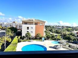 Albufeira Modern 3 With Pool by Homing