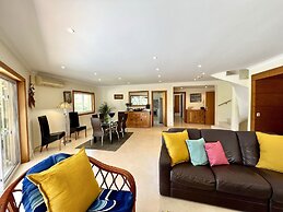 Vilamoura Amazing Golf Villa With Pool