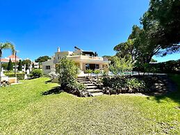 Vilamoura Amazing Golf Villa With Pool