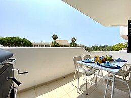 Vilamoura Twins 1 With Pool by Homing