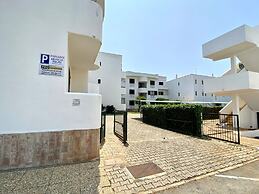 Vilamoura Twins 1 With Pool by Homing