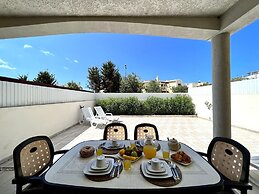 Pêra Brightness Villa by Homing