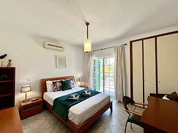 Tavira Palm Tree by Homing