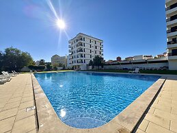 Vilamoura Central 4 With Pool by Homing