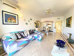 Vilamoura Central 6 With Pool by Homing