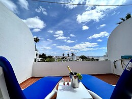 Albufeira Sunset With Pool by Homing