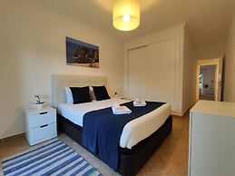 Albufeira Valley 2 With Pool by Homing