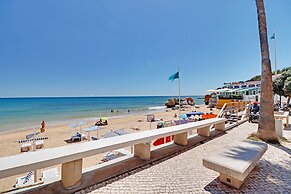 Albufeira Valley 2 With Pool by Homing