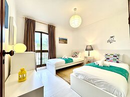 Vilamoura Brightness With Pool by Homing