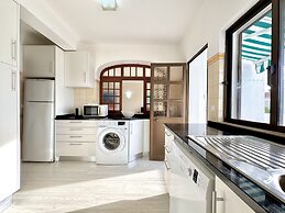 Vilamoura Brightness With Pool by Homing