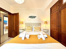 Vilamoura Brightness With Pool by Homing