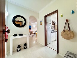 Vilamoura Brightness With Pool by Homing
