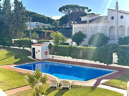 Vilamoura Brightness With Pool by Homing