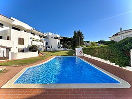 Vilamoura Brightness With Pool by Homing