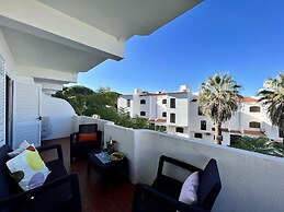 Vilamoura Cosy 4 With Pool by Homing