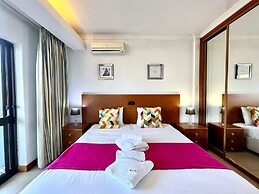 Vilamoura Cosy 4 With Pool by Homing