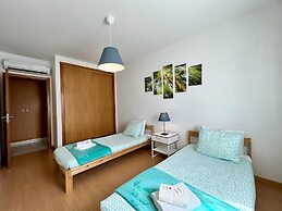 Alcantarilha Vilalux by Homing
